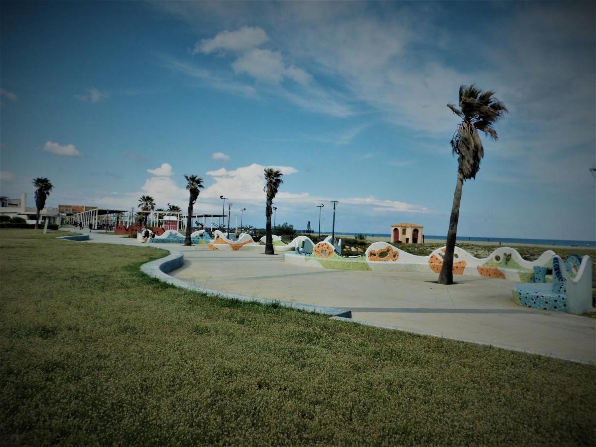 Apartamento Le Calme Et La Luminosite Du Port Ideal Pour Un Bon Sejour Leucate Exterior foto